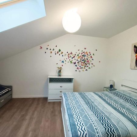 Superbe Appartement Type Loft En Duplex Rue Buat Chalons-en-Champagne Exterior photo